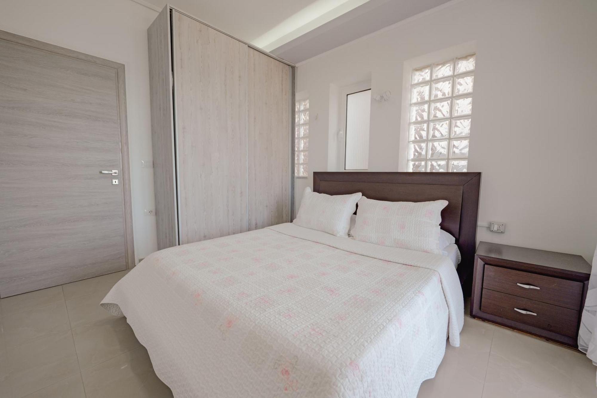 Villa Xika Sarandë Exterior foto